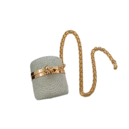    foto-mini-cartera-de-fiesta-silver-brillos-con-cadena-dorada-500x500px